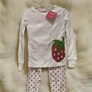 Gymboree NWT White knit Pajamas Embroidered  Strawberries Long Sleeves Pants 6